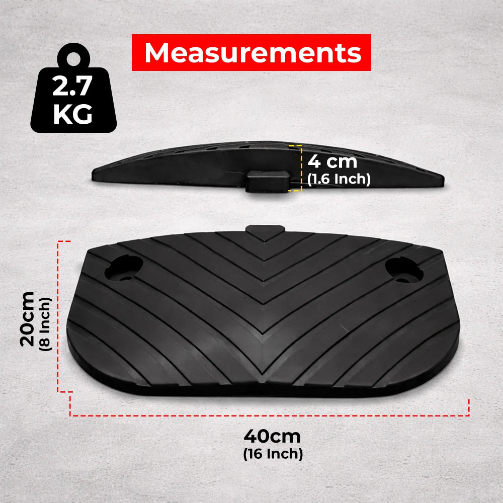 Black speed-ramp with measurementsd