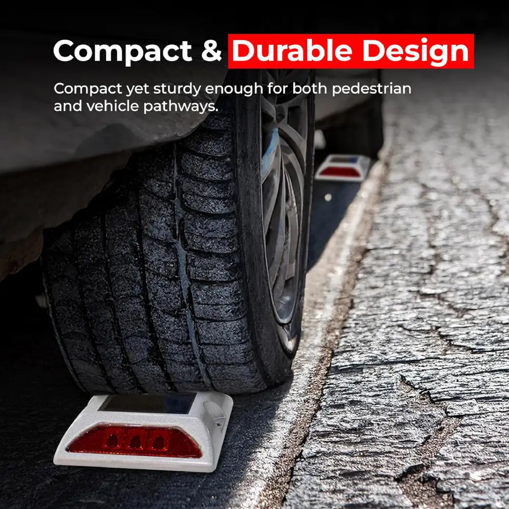 Aluminum solar LED blinking road stud light in red for traffic safety and lane marking